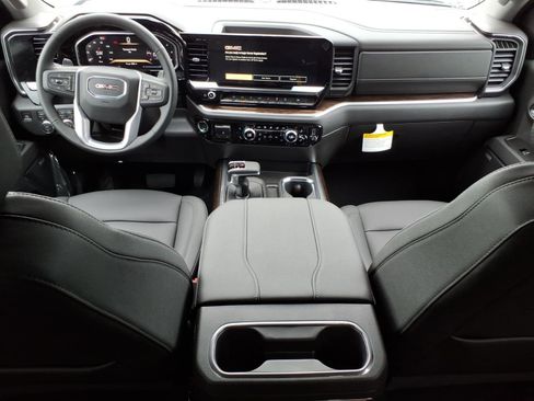 New 2026 GMC Sierra 1500 Elevation w/ Elevation Premium Package AWD/4WD image 10