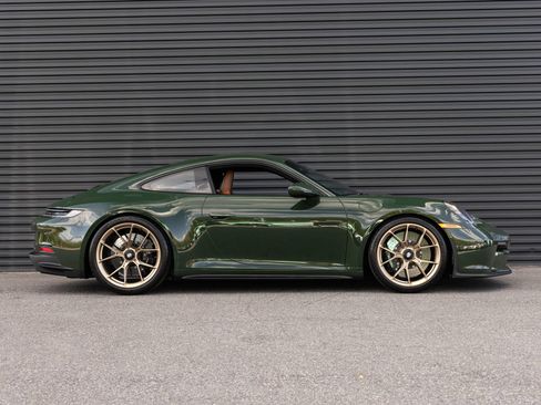 Certified 2022 Porsche 911 GT3 RWD image 8