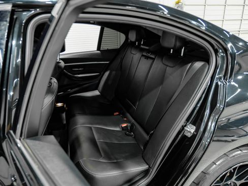 Used 2017 BMW 340i Sedan RWD image 48