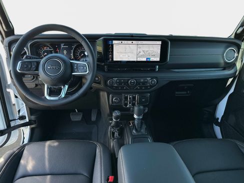 New 2026 Jeep Wrangler Unlimited Sahara w/ Safety Group AWD/4WD image 16