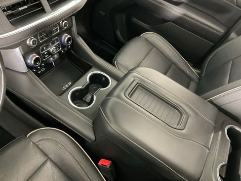 Used 2021 GMC Yukon SLT image 21