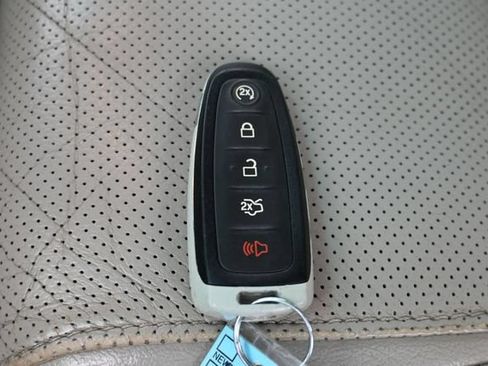 Used 2012 Ford Explorer Limited FWD image 26