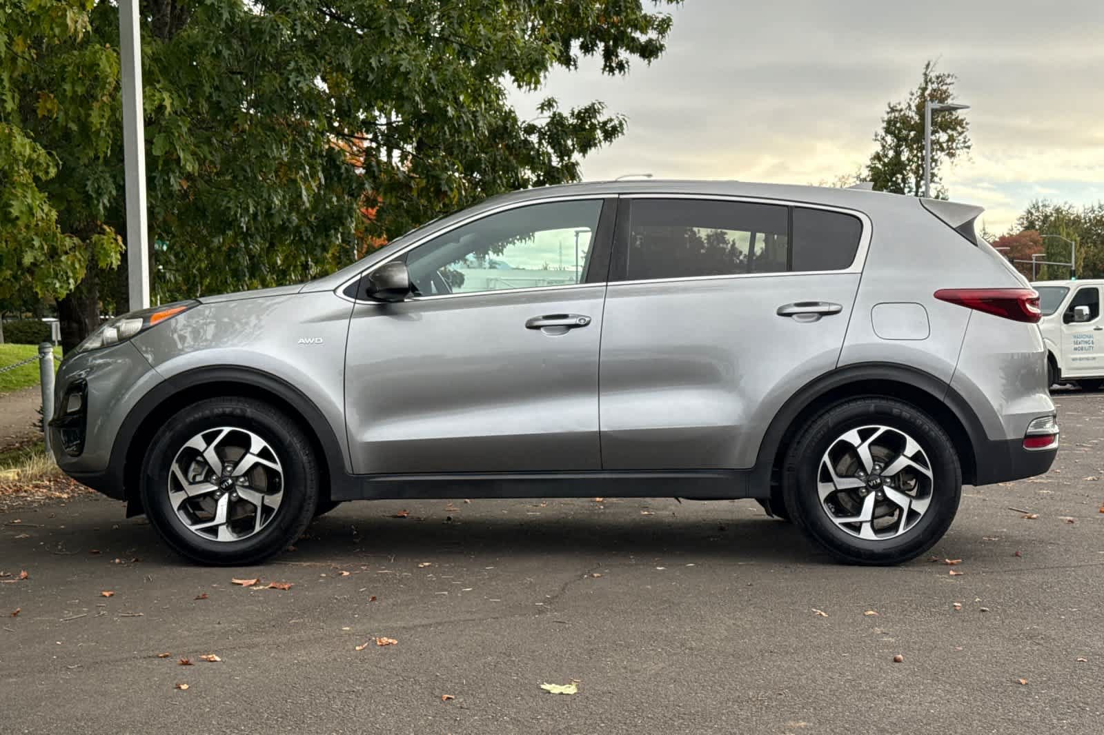 Used 2021 Kia Sportage LX AWD/4WD image 5