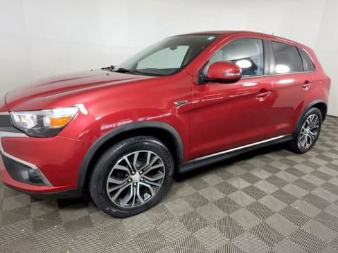 Used 2016 Mitsubishi Outlander Sport ES AWD/4WD image 12