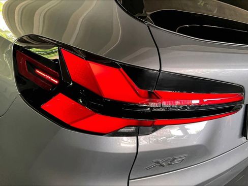 Used 2024 BMW X5 xDrive40i w/ Executive Package AWD/4WD image 28