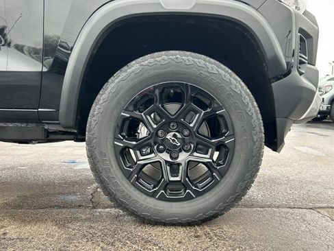 New 2026 Chevrolet Colorado Trail Boss AWD/4WD image 15