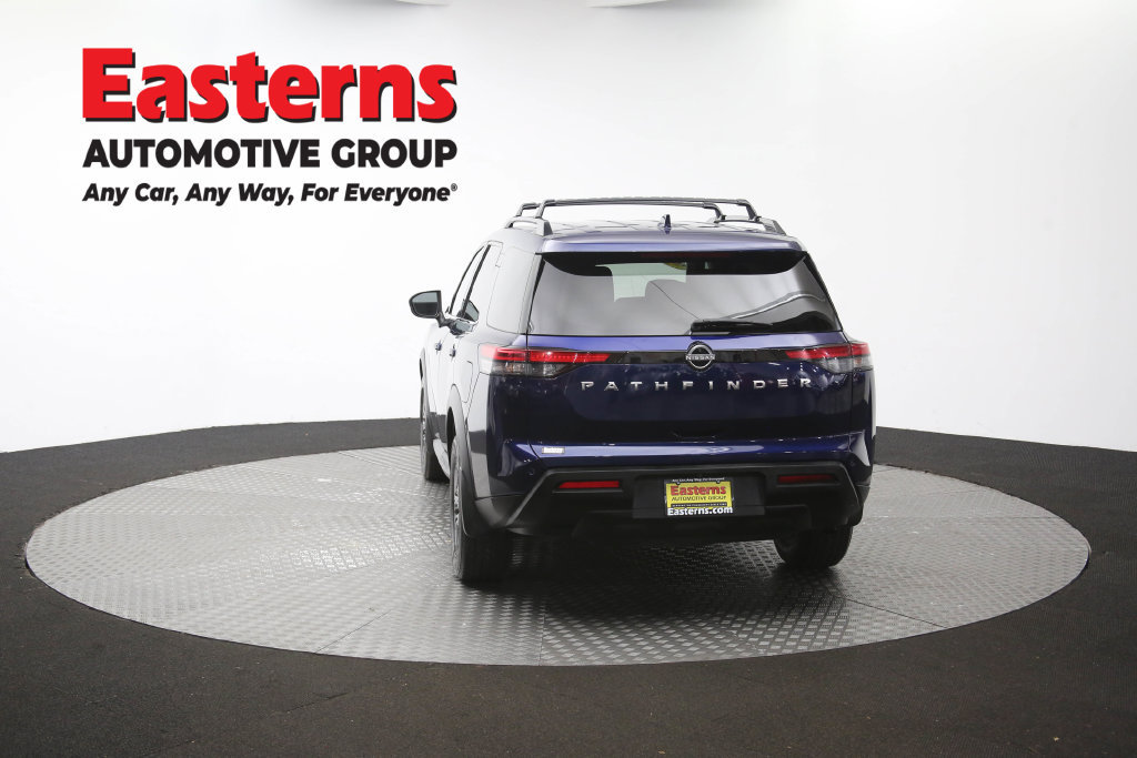 Used 2022 Nissan Pathfinder SV AWD/4WD image 38