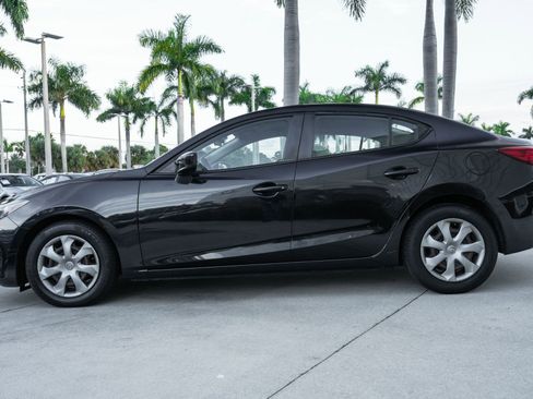 Used 2014 MAZDA MAZDA3 i Sport image 19