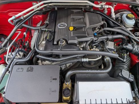 Used 2012 MAZDA MX-5 Miata Touring w/ Suspension Pkg RWD image 19