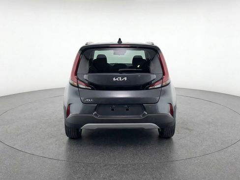 Used 2025 Kia Soul LX w/ LX Technology Package image 7