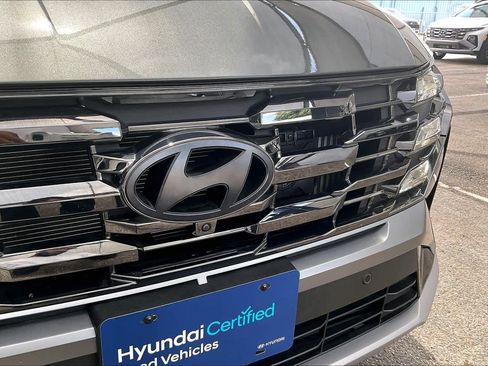 Certified 2025 Hyundai Tucson Limited AWD/4WD image 30