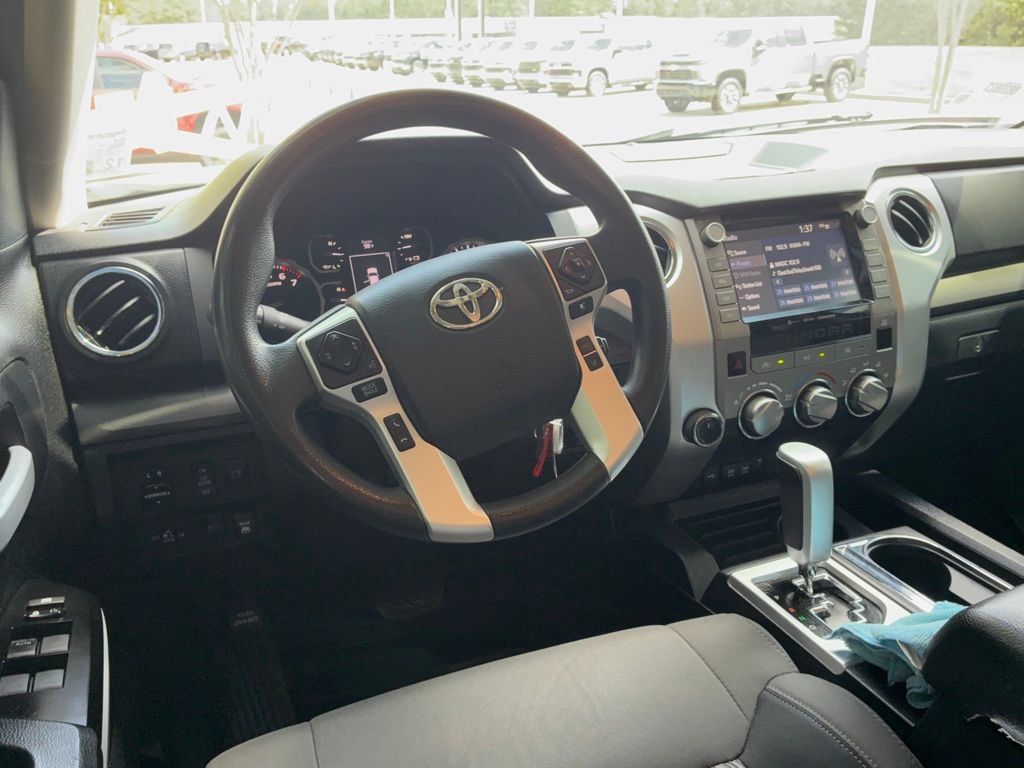 Used 2020 Toyota Tundra SR5 w/ SR5 Upgrade Package AWD/4WD image 14