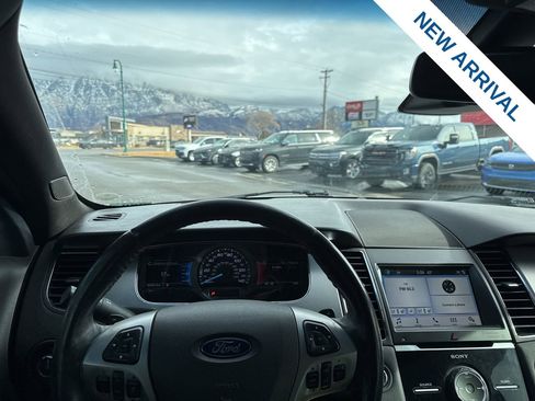 Used 2019 Ford Taurus SHO image 18