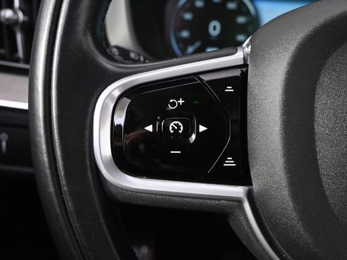 Used 2018 Volvo XC60 T6 Inscription w/ Convenience Package image 33