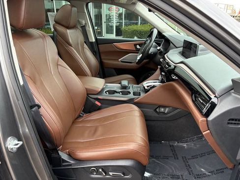 Used 2023 Acura MDX Technology image 17