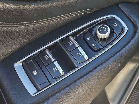 Used 2024 Subaru Outback Touring w/ Popular Package #2 image 21