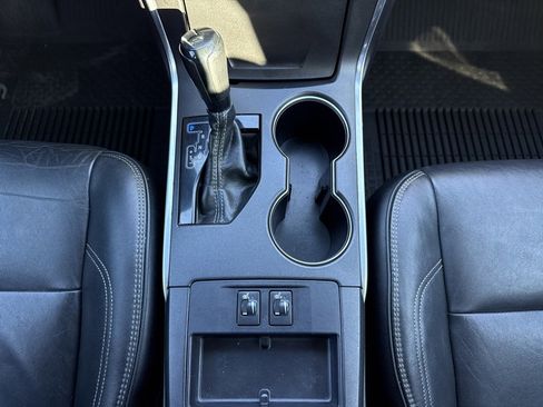 Used 2017 Toyota Camry XLE image 20