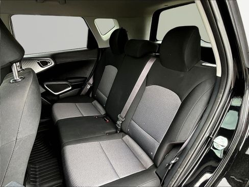 Used 2022 Kia Soul LX w/ Technology Package FWD image 21