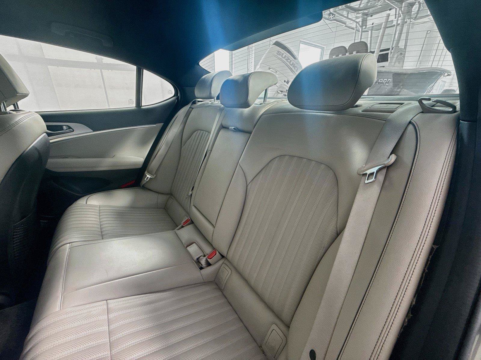 Used 2023 Genesis G70 2.0T w/ Sport Prestige Package RWD image 11