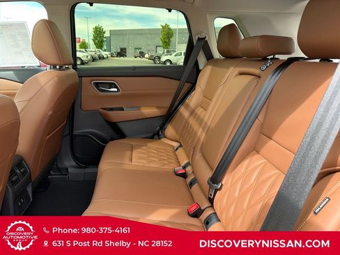 New 2026 Nissan Rogue Platinum AWD/4WD image 32