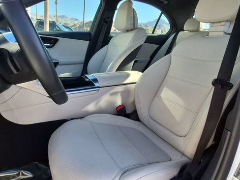 Used 2025 Mercedes-Benz C 300 Sedan image 13