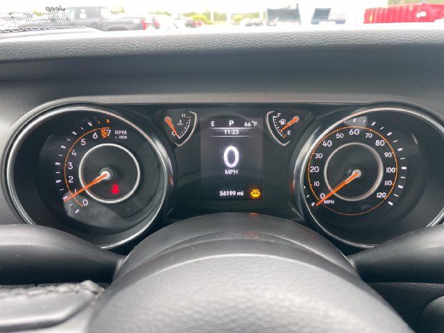 Used 2022 Jeep Gladiator Sport AWD/4WD image 9