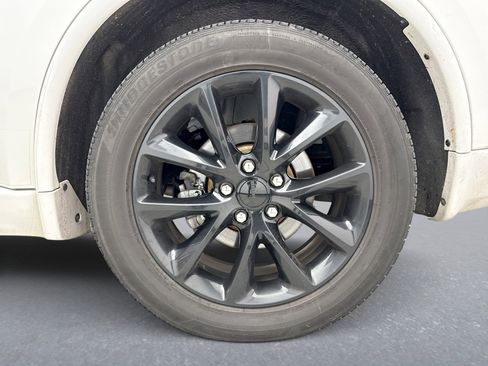 Used 2018 Dodge Durango R/T w/ Technology Group image 29