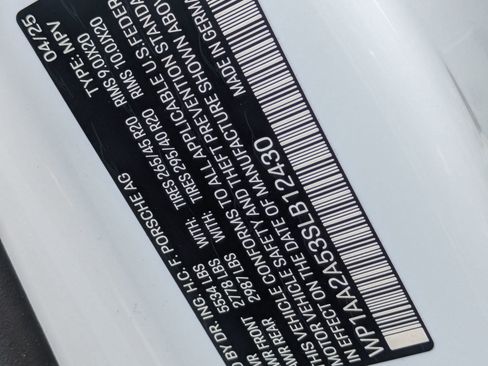 New 2025 Porsche Macan image 29