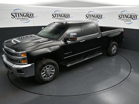 Used 2019 Chevrolet Silverado 2500 LTZ w/ Duramax Plus Package AWD/4WD image 20