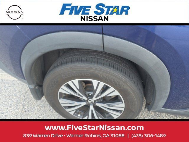 Used 2021 Nissan Rogue SV w/ Premium Package FWD image 6