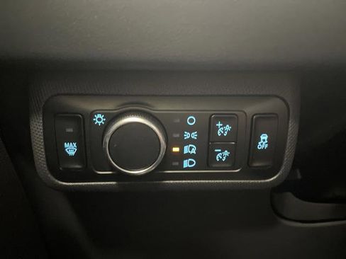 Used 2024 Ford Mustang Mach-E Select image 22