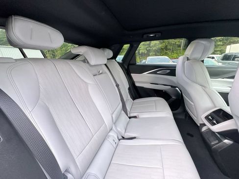 Used 2024 Cadillac Lyriq Sport AWD/4WD image 29