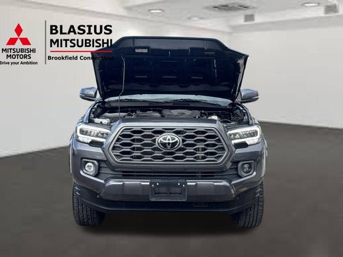 Used 2021 Toyota Tacoma TRD Sport w/ Technology Package image 23