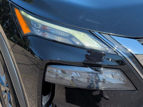 Used 2023 Nissan Rogue S AWD/4WD image 42
