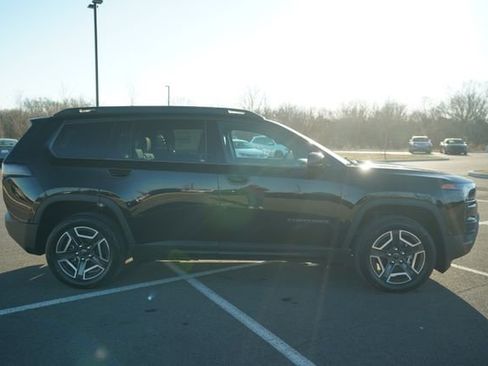 New 2026 Jeep Cherokee Limited image 9