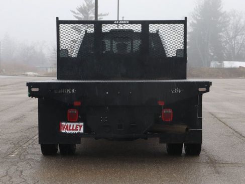 Used 2024 Ford F550 4x4 Crew Cab Super Duty image 7