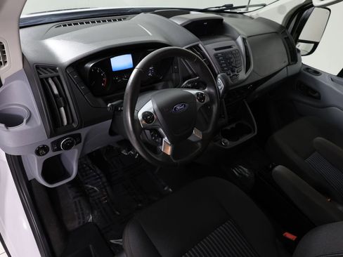 Used 2019 Ford Transit 150 XLT RWD image 19
