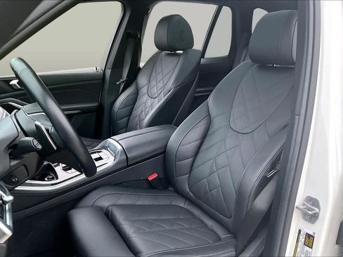 Used 2026 BMW X5 sDrive40i RWD image 7