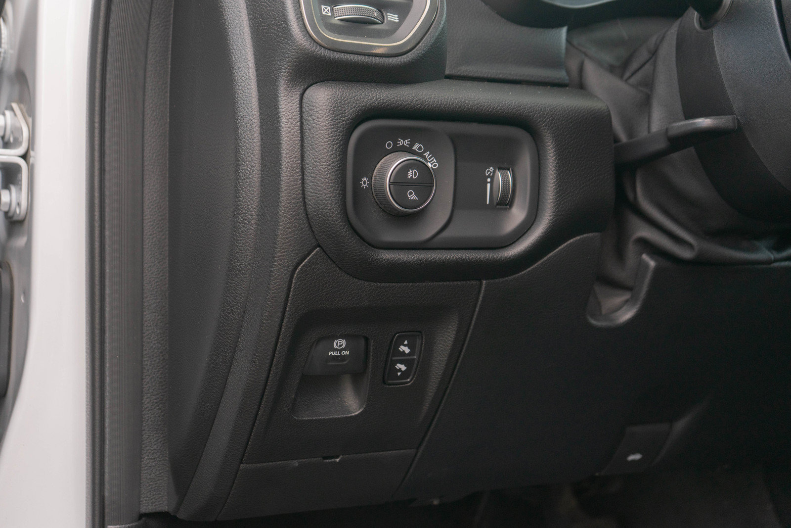 Used 2020 RAM 1500 Sport w/ Leather & Sound Group AWD/4WD image 19