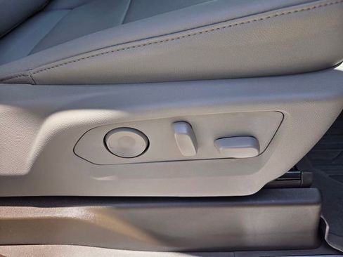 Certified 2026 GMC Sierra 1500 SLT w/ SLT Premium Plus Package image 19