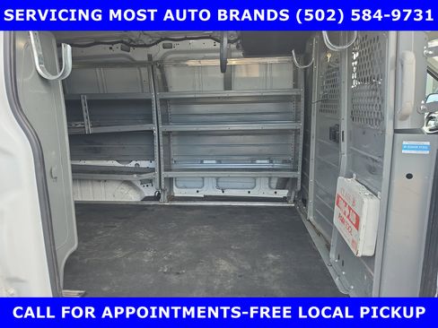 Used 2019 Ford Transit 250 130 Low Roof image 16