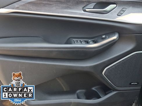 Used 2022 Jeep Grand Cherokee L Limited w/ Luxury Tech Group II AWD/4WD image 13
