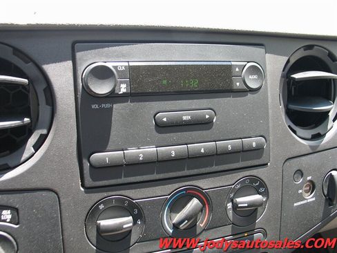 Used 2008 Ford F250 XL AWD/4WD image 12
