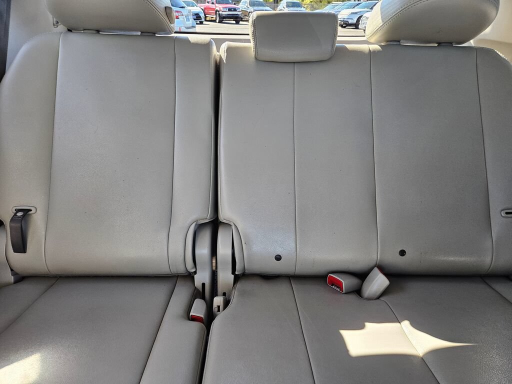 Used 2011 Toyota Sienna XLE w/ Premium Pkg FWD image 12