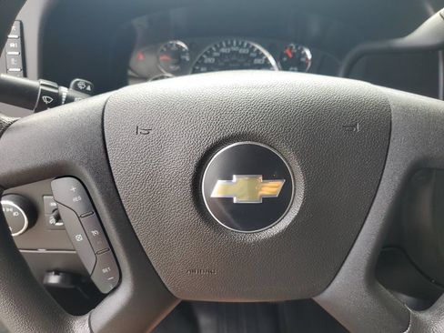 Used 2024 Chevrolet Express 3500 w/ Power Convenience Package RWD image 25