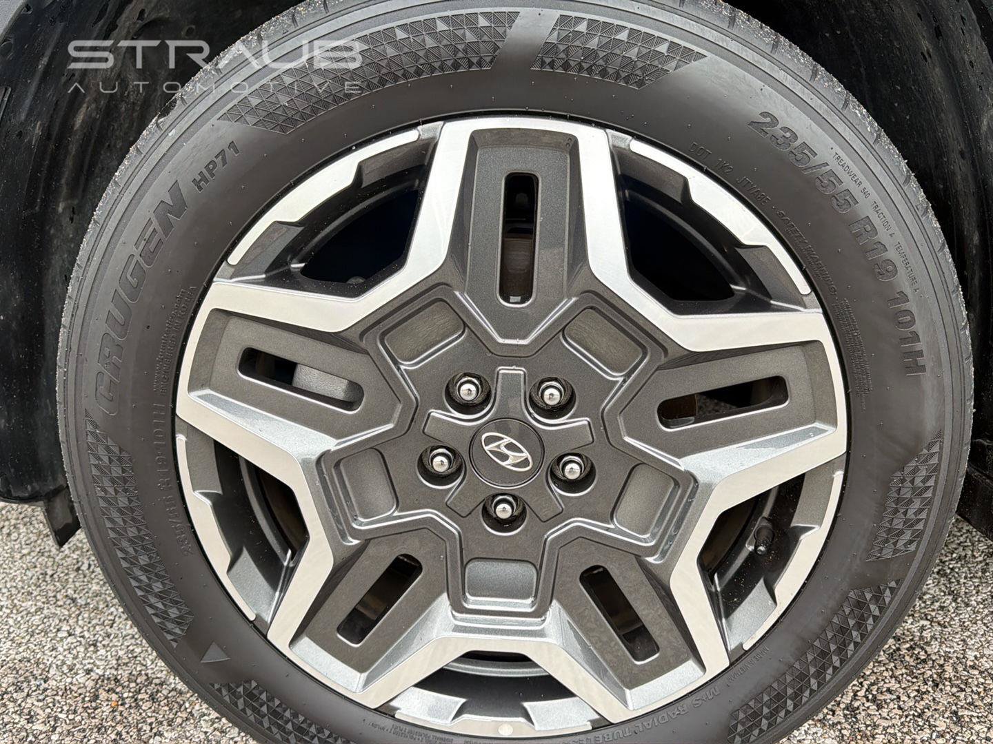 Used 2023 Hyundai Santa Fe Limited w/ Cargo Package AWD/4WD image 12