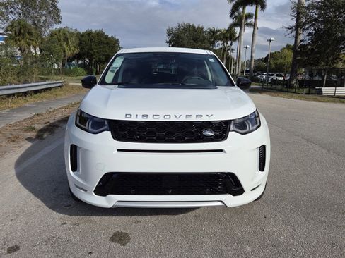 Used 2025 Land Rover Discovery Sport S image 8