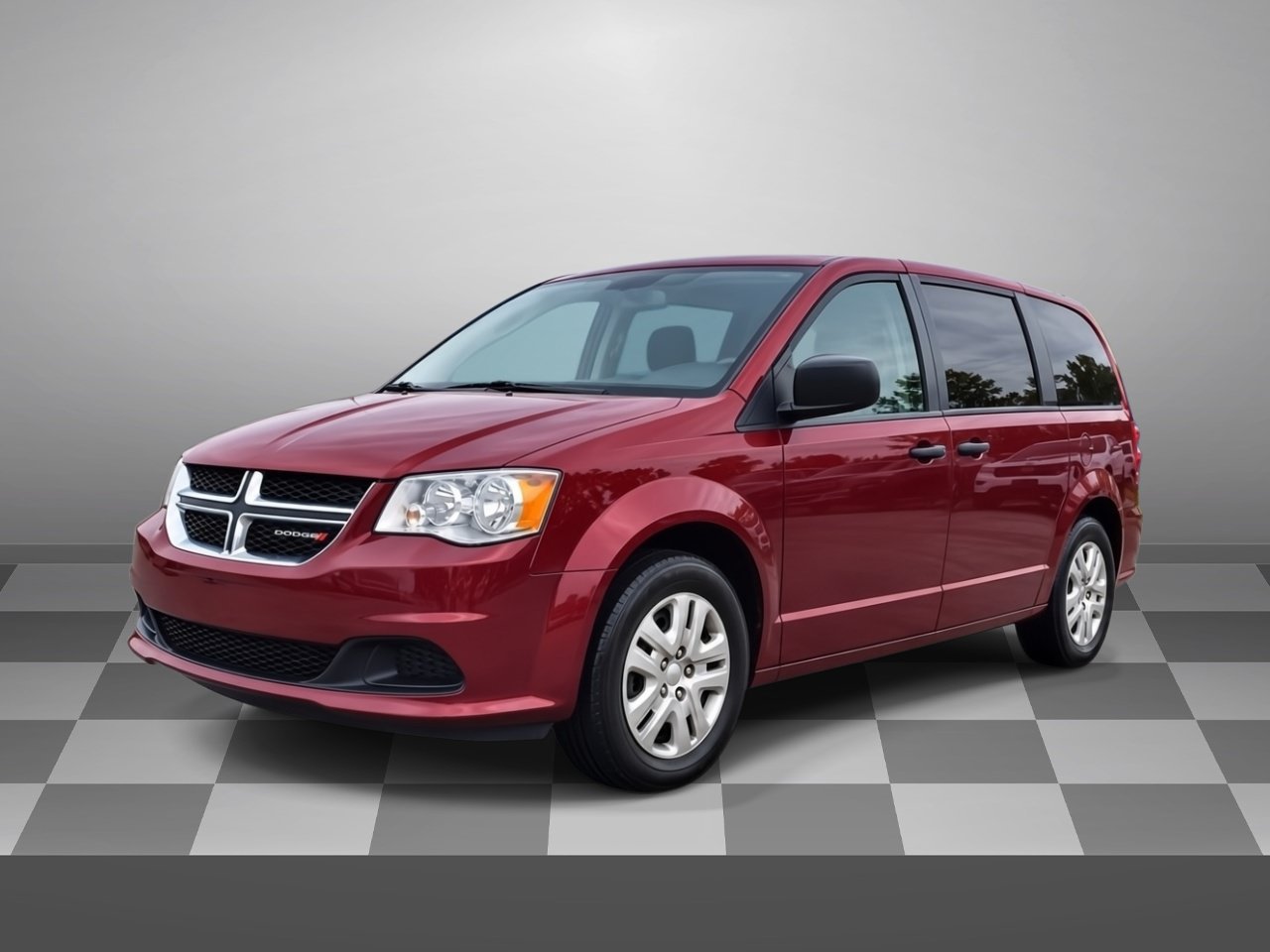 Used 2019 Dodge Grand Caravan SE FWD image 3