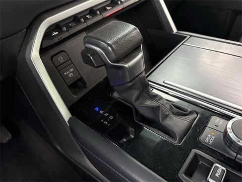 Used 2023 Toyota Tundra Platinum image 20