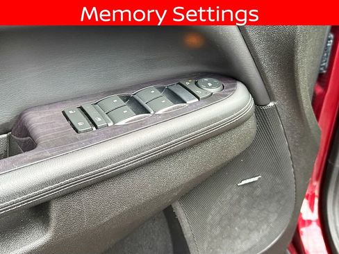 Used 2017 Buick Enclave Leather w/ Enclave Sport Touring Edition image 10